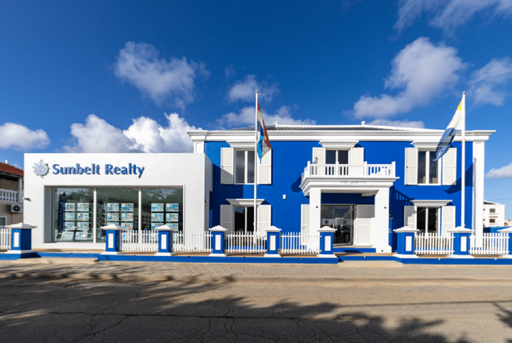 Exclusive Properties in Sunbelt Bonaire